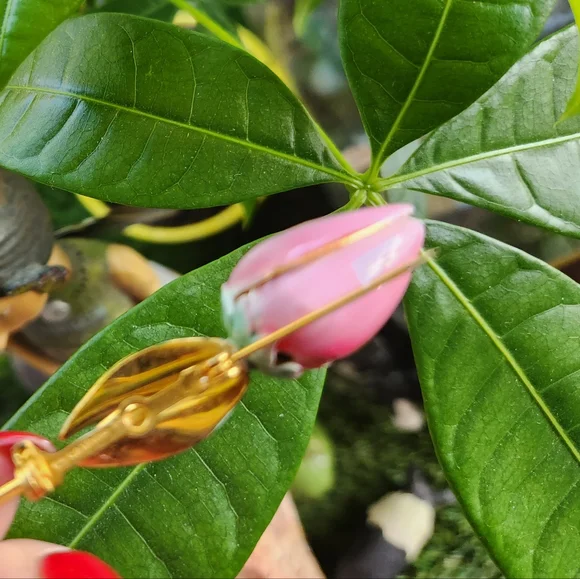 40s SANDOR CO Rose Pink Tulip Bud Olive Green Leaves Enamel Gold RARE Pin Brooch - Picture 6 of 16